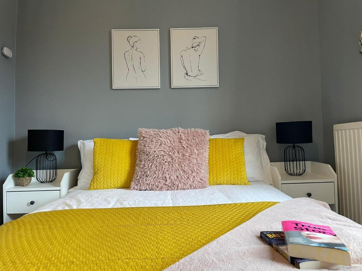 Cosy Home In Historical Beverley Town With Parking Extérieur photo