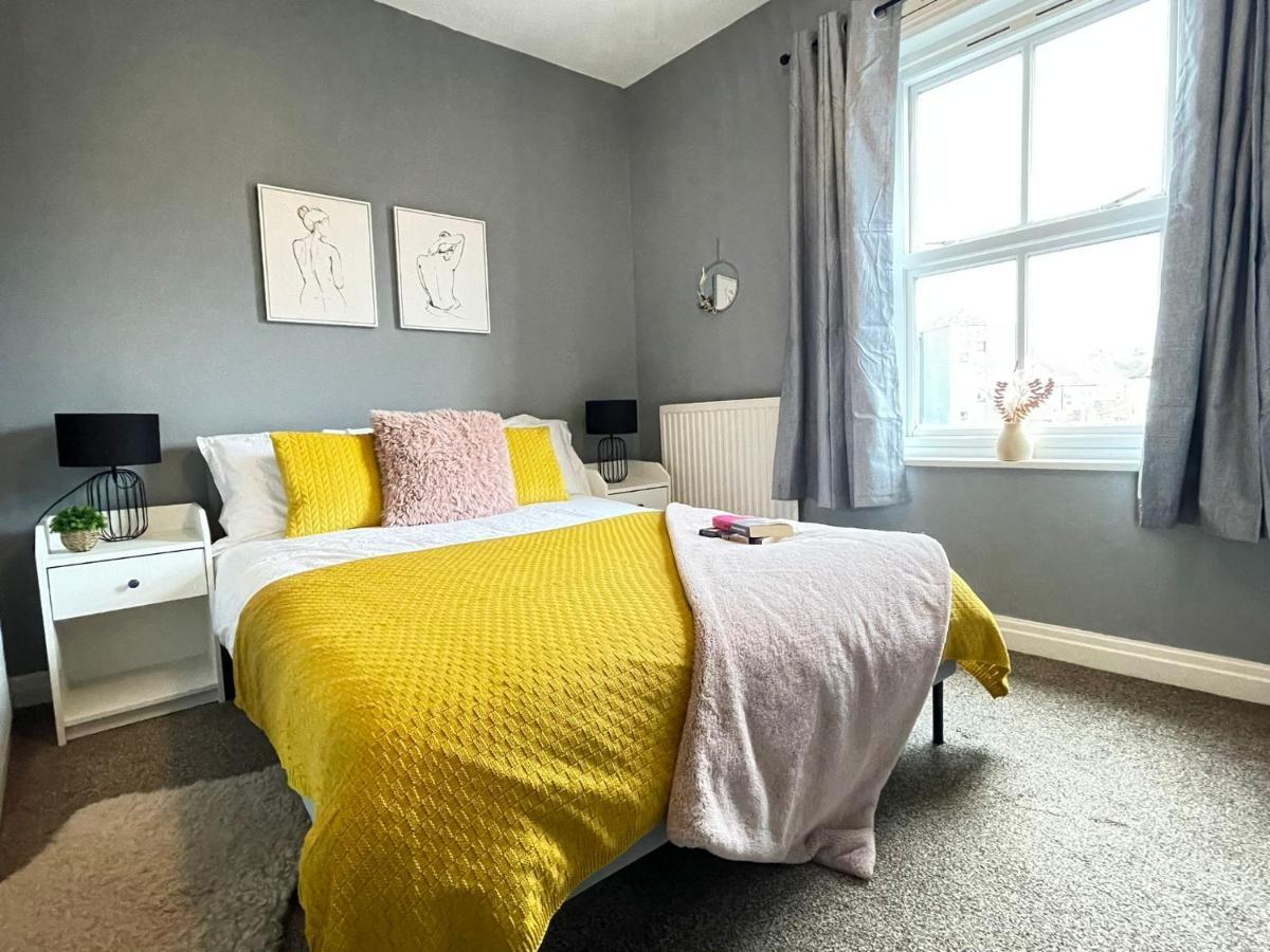 Cosy Home In Historical Beverley Town With Parking Extérieur photo